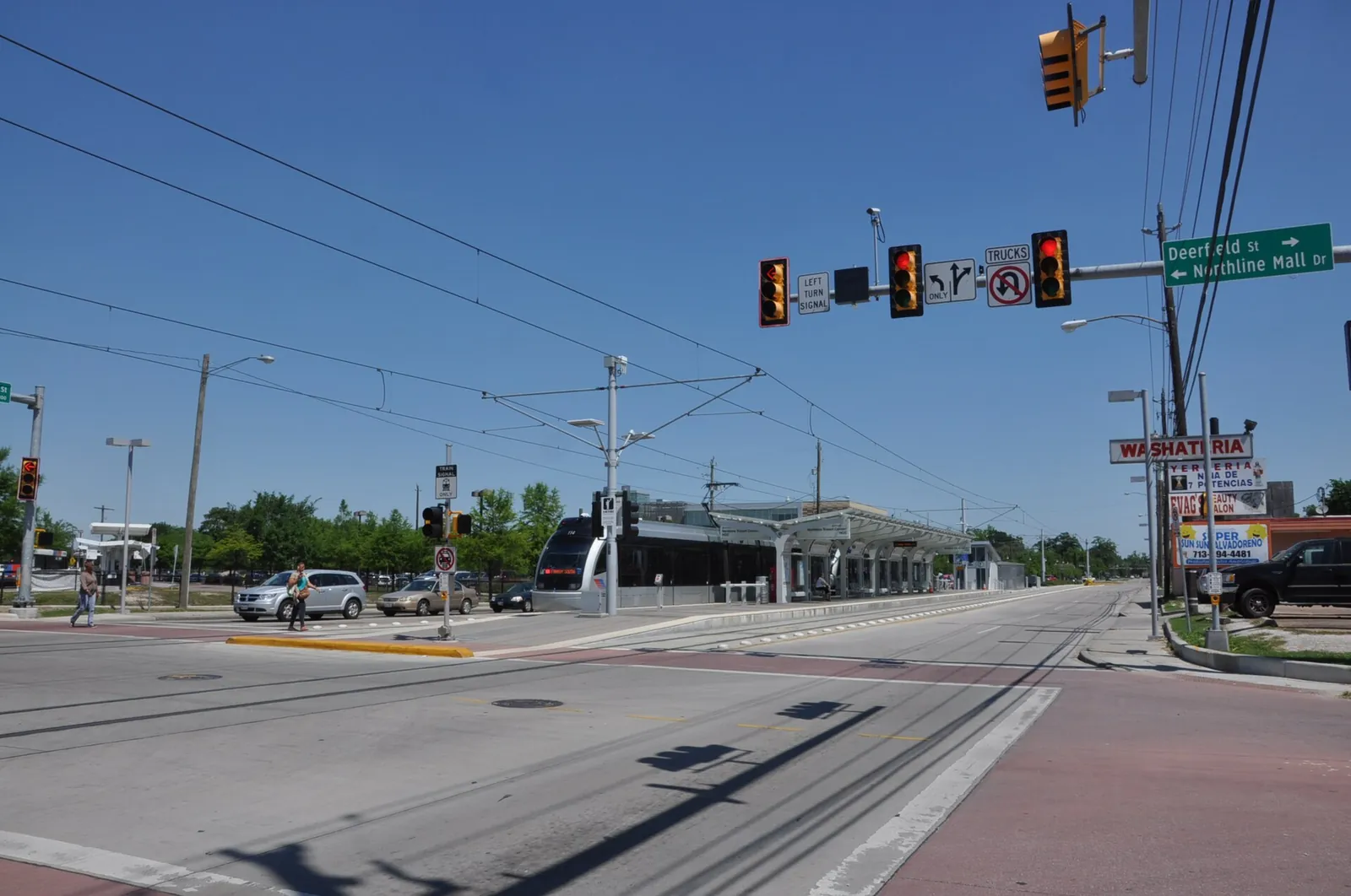 The METRORail Red Line platform at Northline Transit Center.